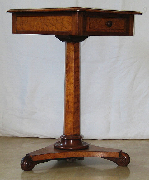 Biedermeier Pedestal Table